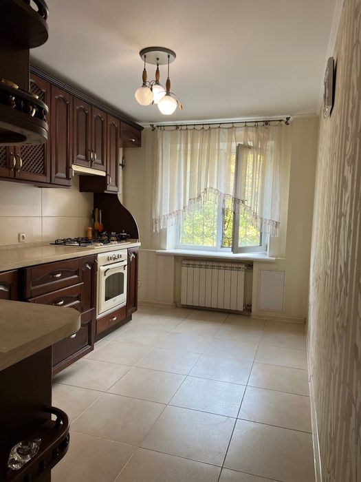 Продам 3 кімнатну квартиру поряд з проспектом Євроремонт