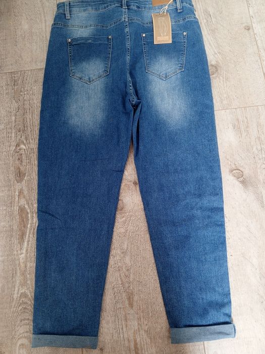 Jeansy Z Nadrukiem rozmiar 44