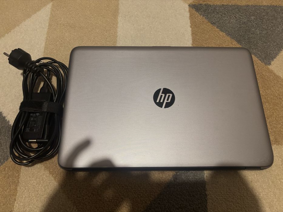 Laptop HP 255 g5 8gb ram 256gb SSD