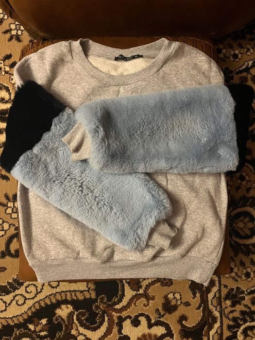 Светр XS , теплий