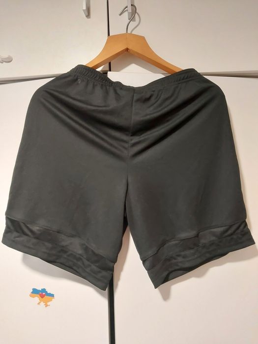 Шорти Nike розмір M