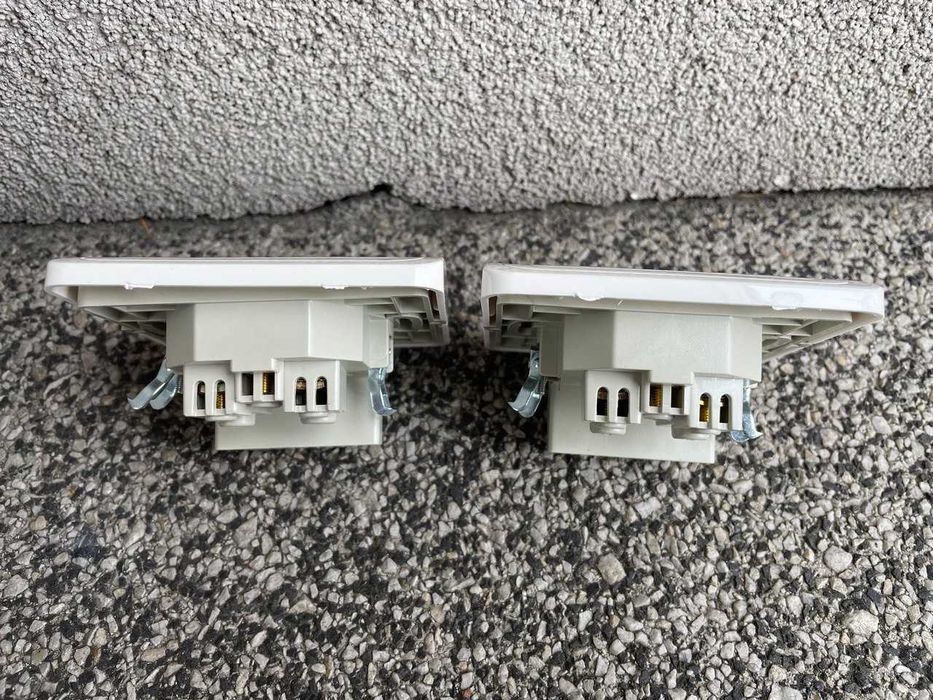 Евро розетка с USB, утопленная, новая
