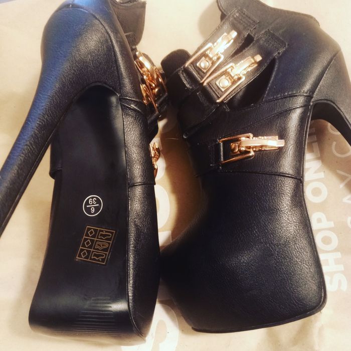 Стрипы черные 39р