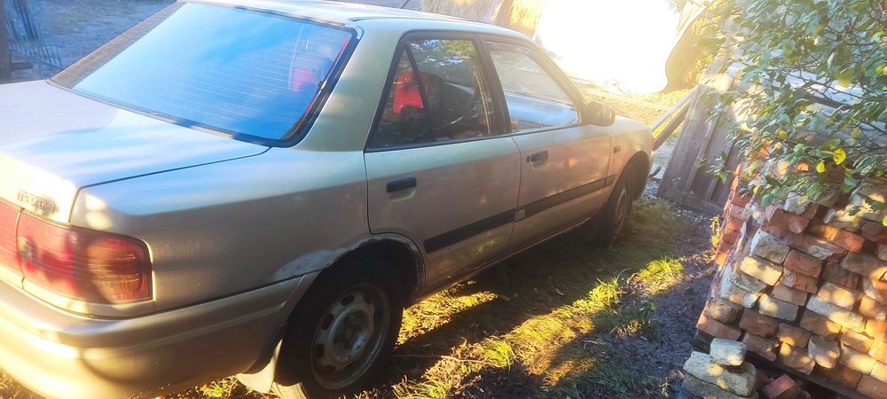 Mazda 323 bg з люком