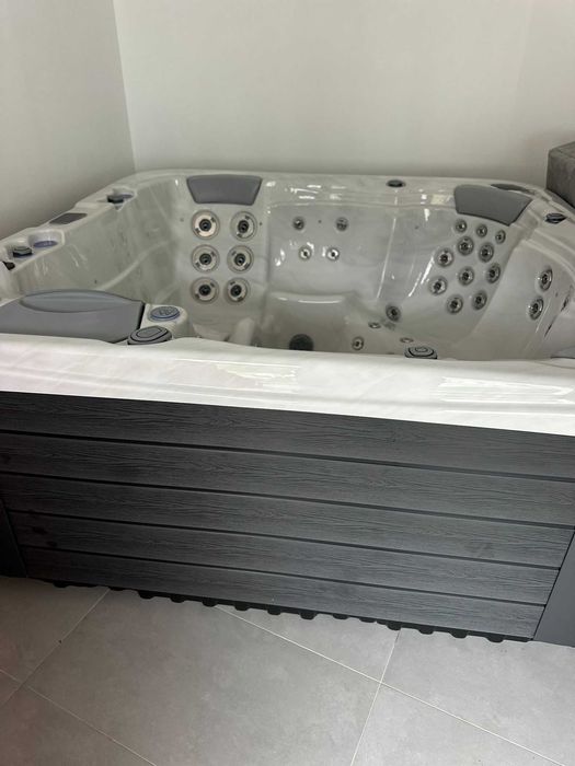 Arrenda-se Exclusivo T2 de Luxo c/ Terraço Privativo, Piscina e Spa – Pombal