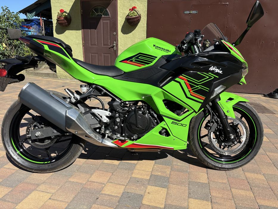 Kawassaki Ninja 500 SE