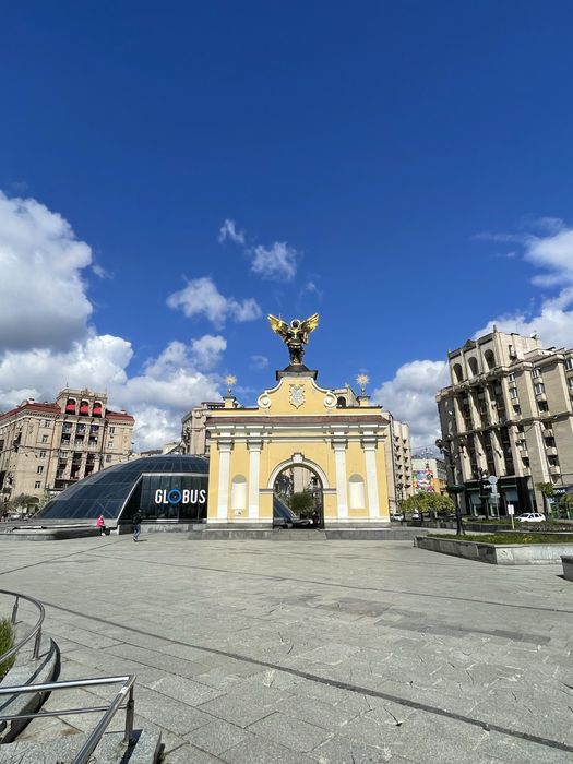 Продаж діючий ресторан - Майдан Хрещатик Софіївська пл. вул. Мала Житомирська 20 (135 кв)