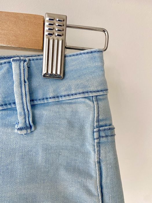 Jasnoniebieskie szorty dżinsowe Bershka roz. 34/XS
