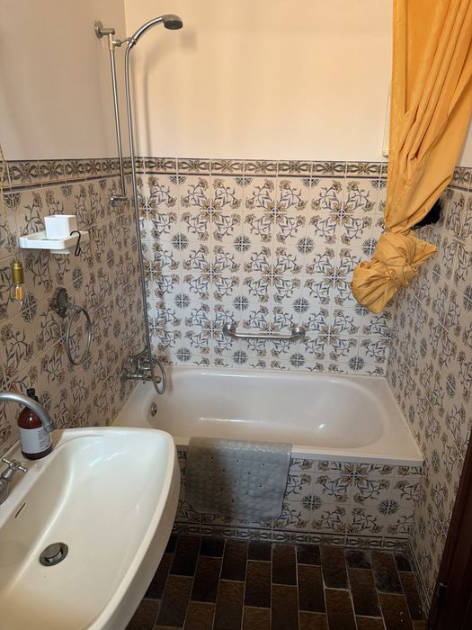 Quarto casal e individual ambos com wc individual