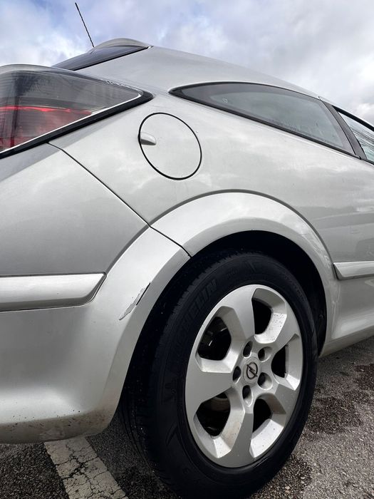 Opel Astra GTC 1.6 105cv