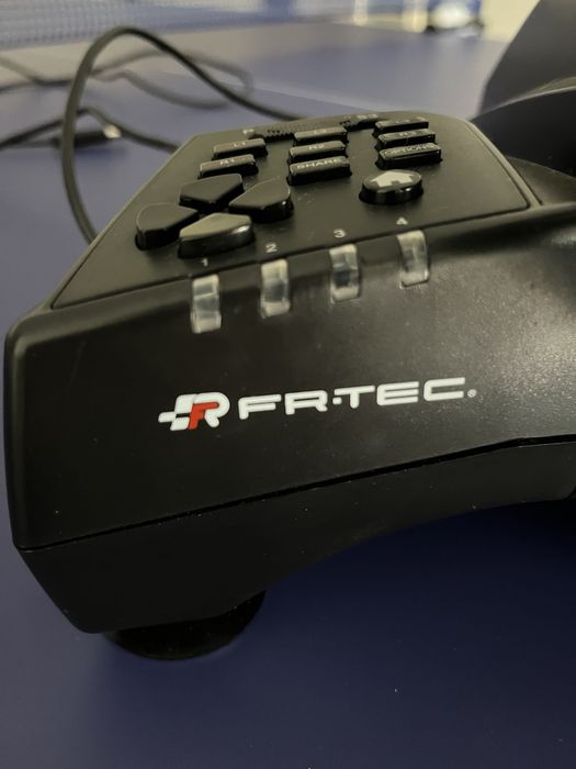 Volante com pedais para ps4 e pc