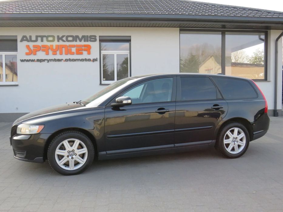 Volvo V50 1.6D 109Ps Przeb.334tkm.*Rej.PL*Stan BDB*Alu-16"*Nowe opony*Klima*Hak*