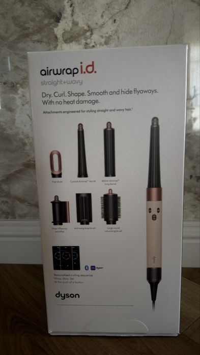 Новий Мультистайлер Dyson Airwrap i.d. HS08 Multi-Styler and Dryer Straight to Wavy Ceramic Pink/Rose Gold