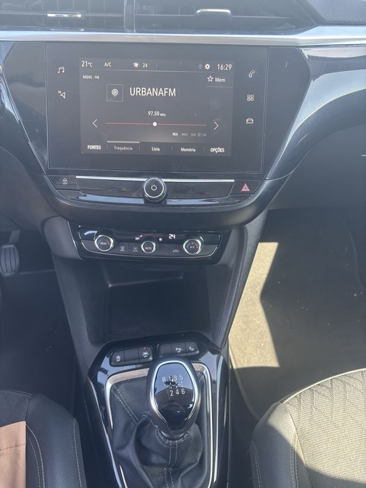 Opel Corsa -  Perfeita condição - Poucos KMs