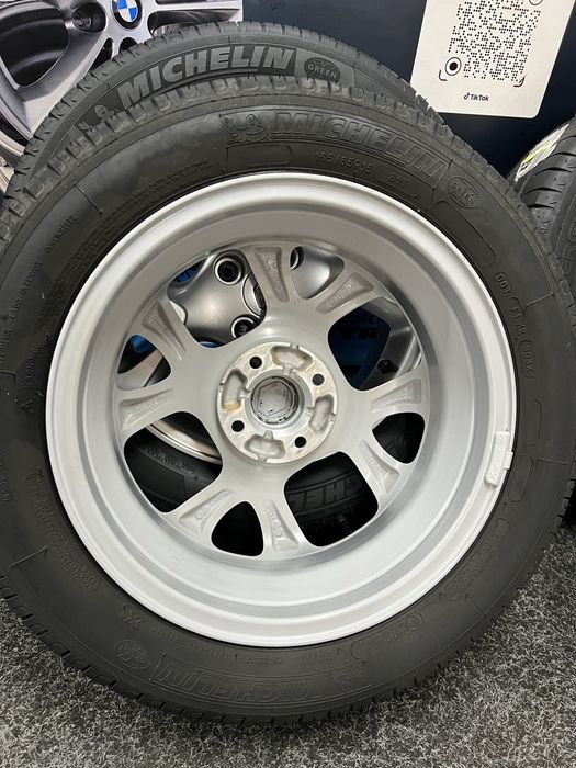 Диски з шинами R15 4/100 Renault Original Twingo