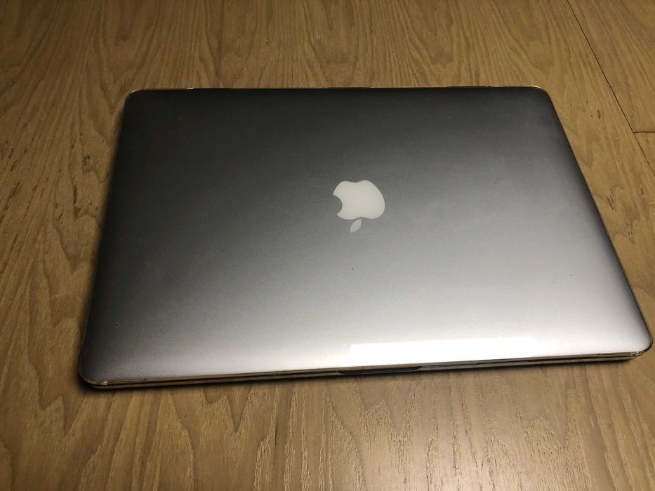 Macbook Pro Intel Core I7 2.2 GHZ 16gb RAM