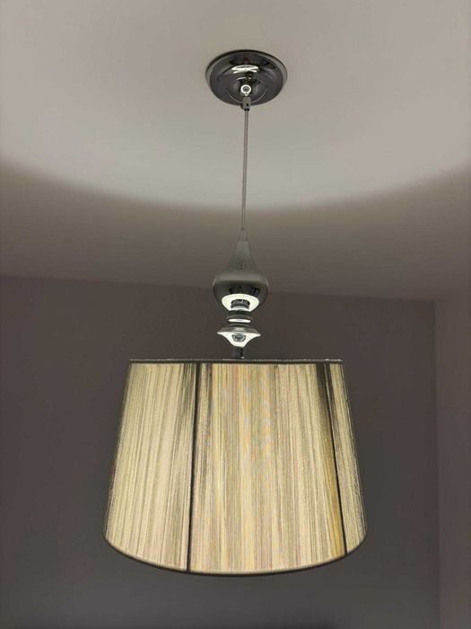 Lampa szara do sypialni, salonu, przedpokoju