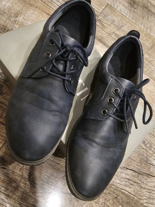 Buty wizytówek eleganckie