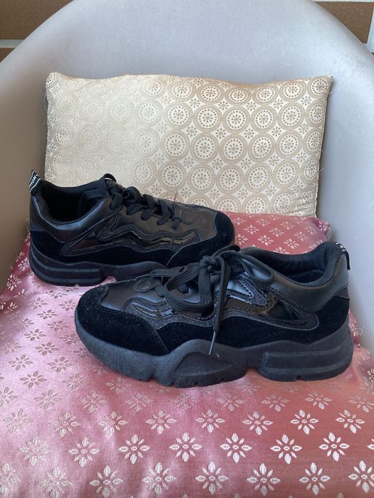 Tenis plataforma pretos novos