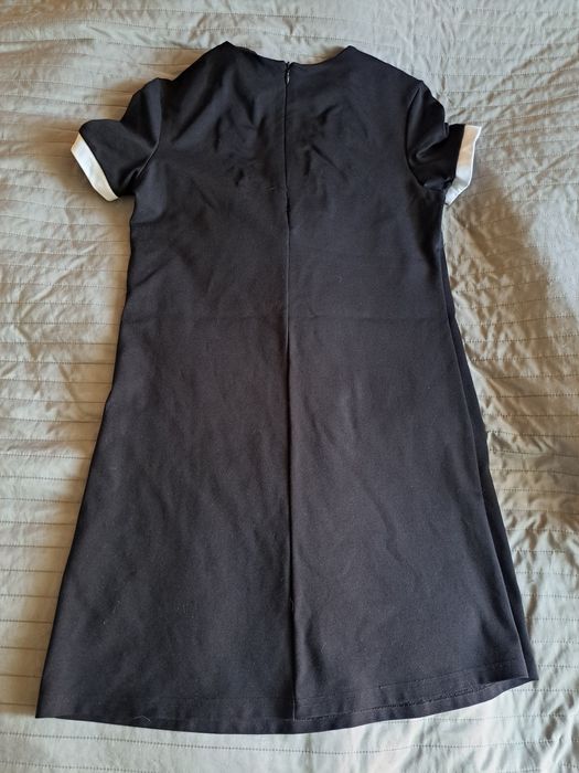 Sprzedam czarną sukienkę