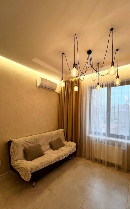 Срочно сдам квартиру в ЖК "Граф", ул. Азарова 8. Центр города