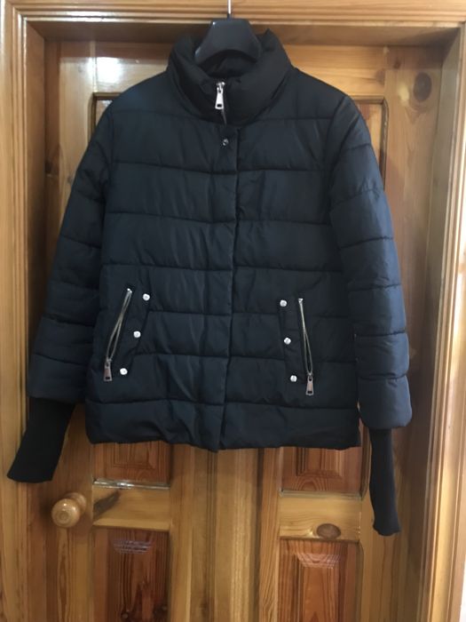 Осіння жіноча куртка