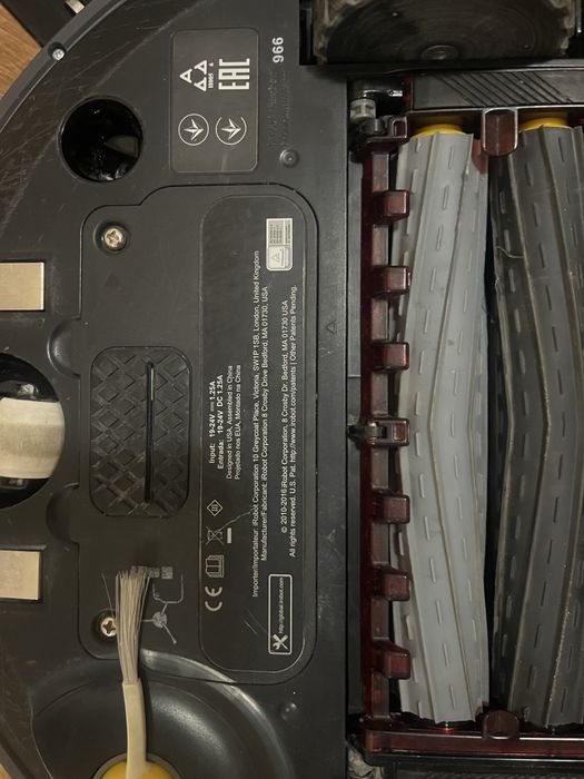 Робот -пилосос для сухого прибирання iRobot Roomba