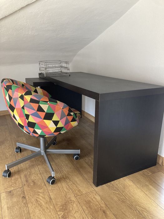 Secretaria MALM IKEA - preta ajustável