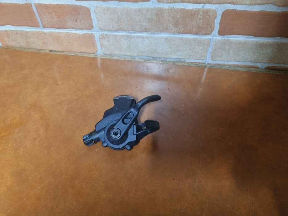 Manipulo sram 7v