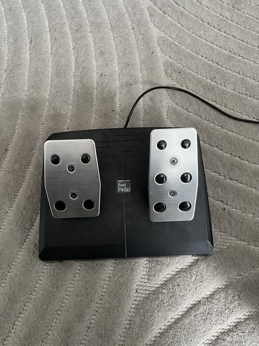 Kierownica do gier do xbox ps i pc Cobra gt 900