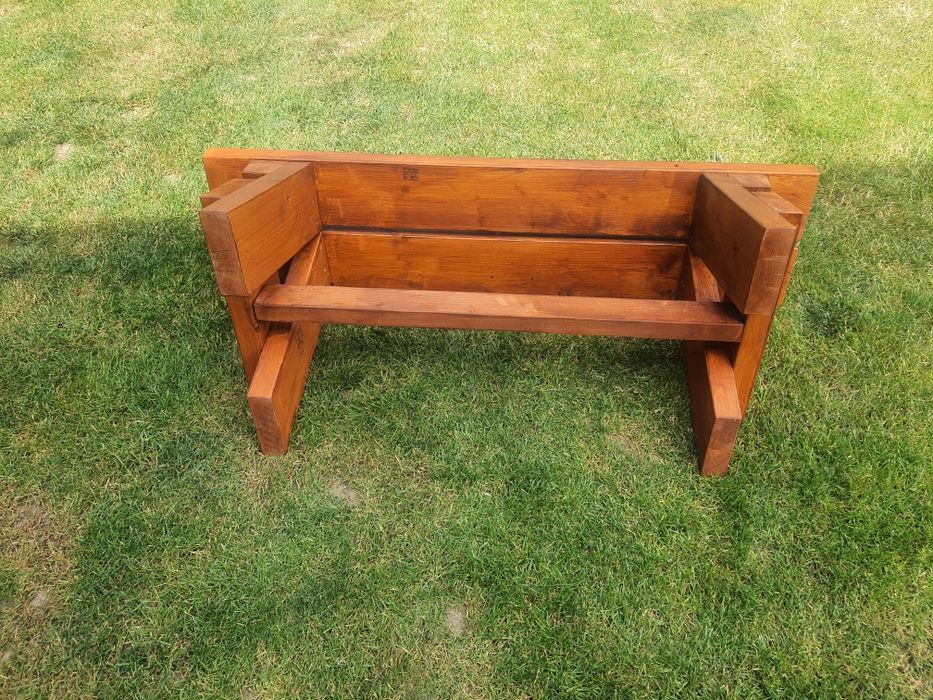 Ławka ogrodowa drewniana