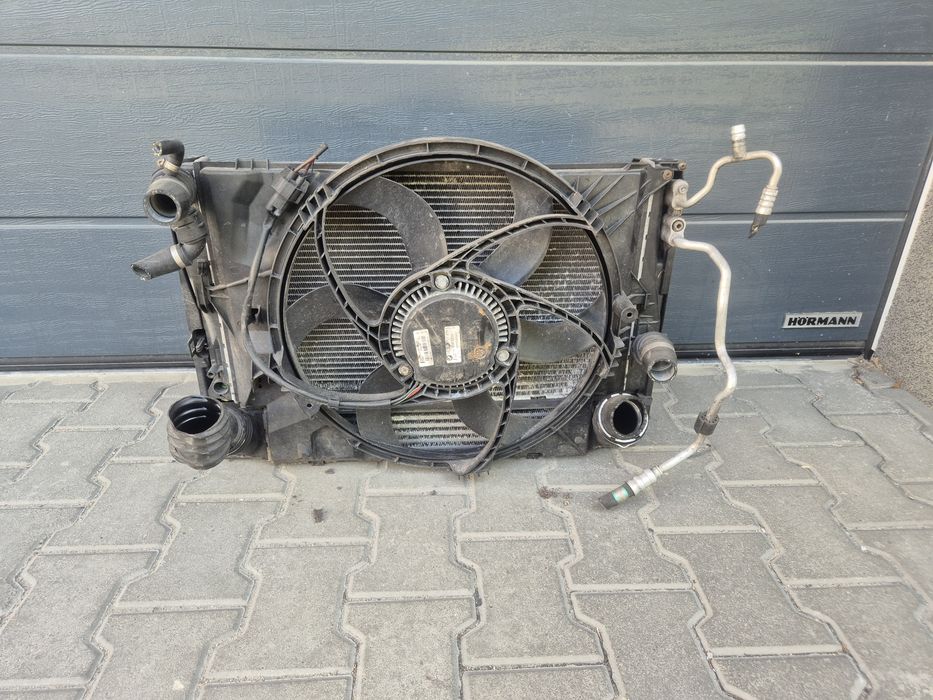 Chłodnica wody klimy wentylator BMW E90 E91 E92 e93