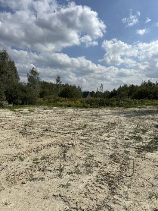 Продаж  сучасного будинку   в селі Озерце