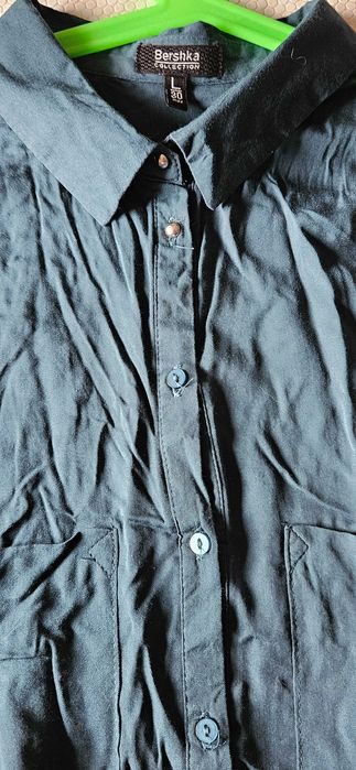 Bershka shirt, size L, like new.64752336095873121
