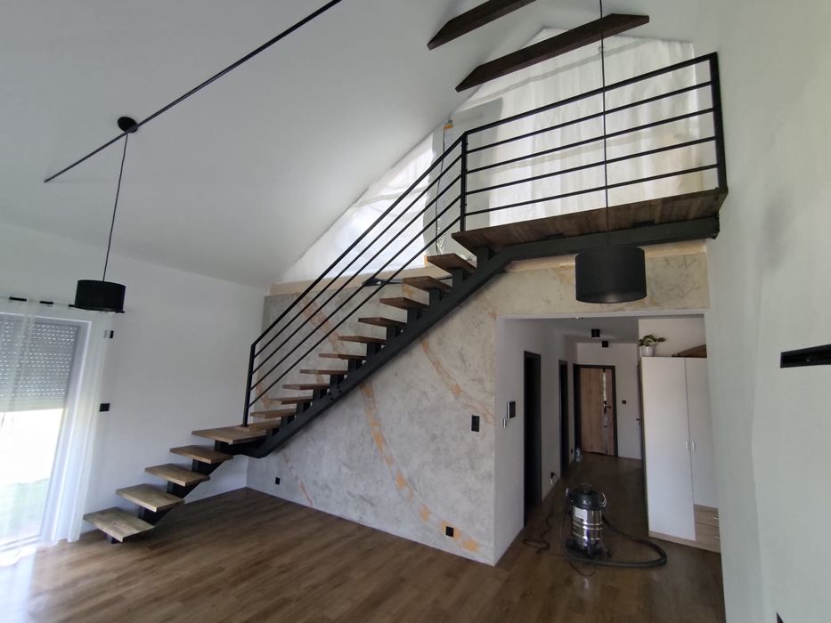 Schody, schody stalowe , schody metalowe, samonośne