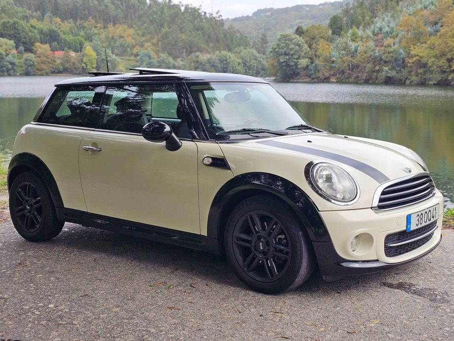 Mini Cooper D 1.6 - Full Extras64288278010626125
