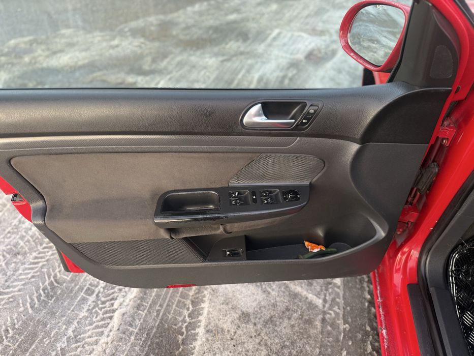 Гольф 5 1.9 дизель 2005