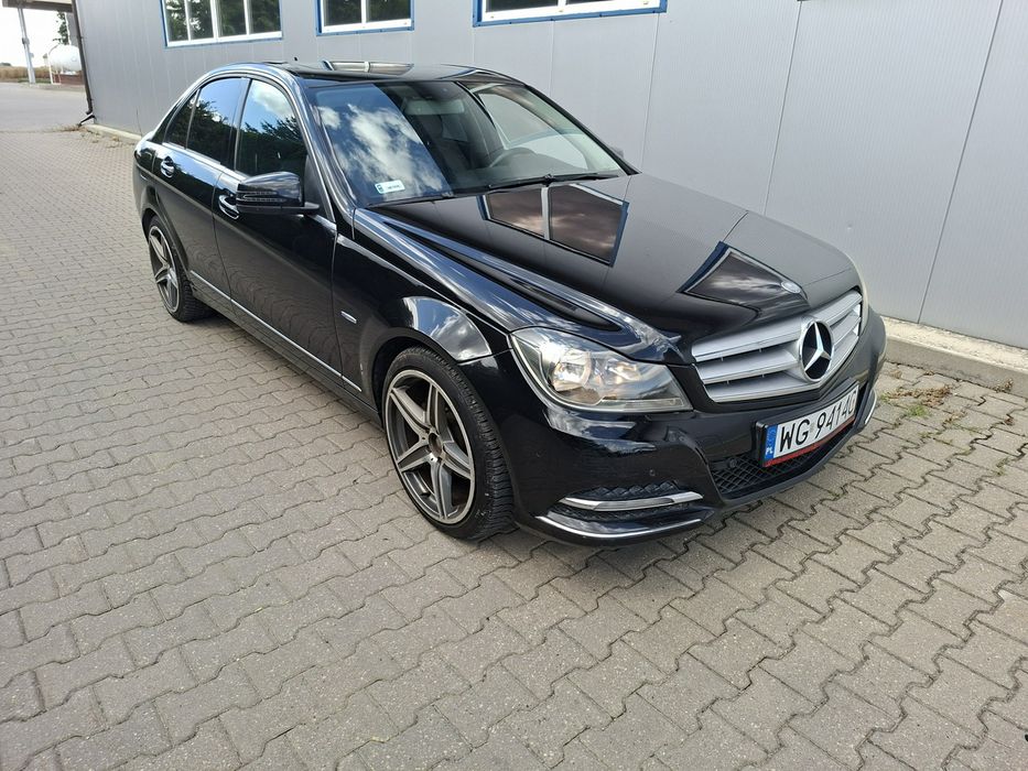 Mercedes C 180 Avantgarde pakiet AMG 1.8 Benzyna Automat