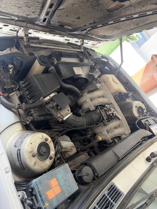 BMW E30 316i LPG bez rdzy !!