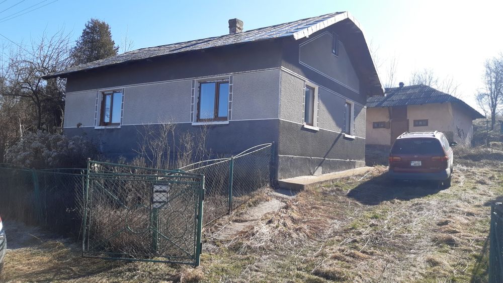 ТермПродаж житлового будинку. 84м² . ОТИНІЯ . 39соток. Комунікації