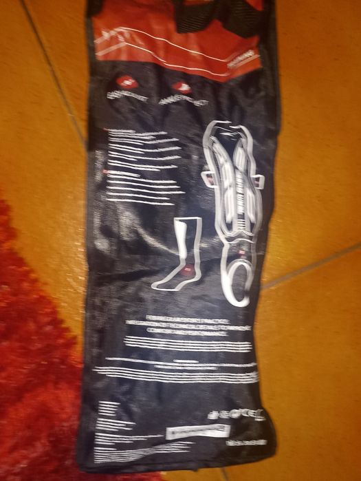 Caneleiras dentro da embalagem