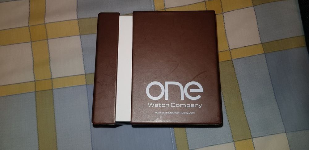 Relógio One novo em caixa