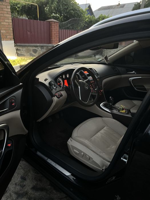 Продам  Opel Insignia