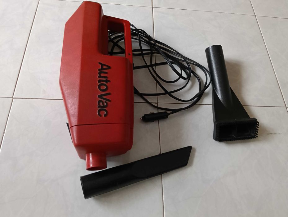 Aspirador auto para limpeza do seu automóvel Usado Marca : Auto Vac