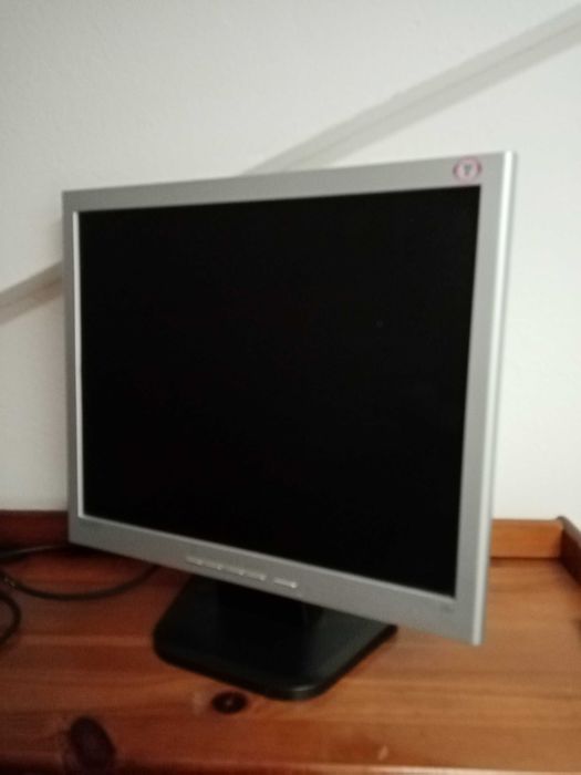 Monitor Samtron  17"