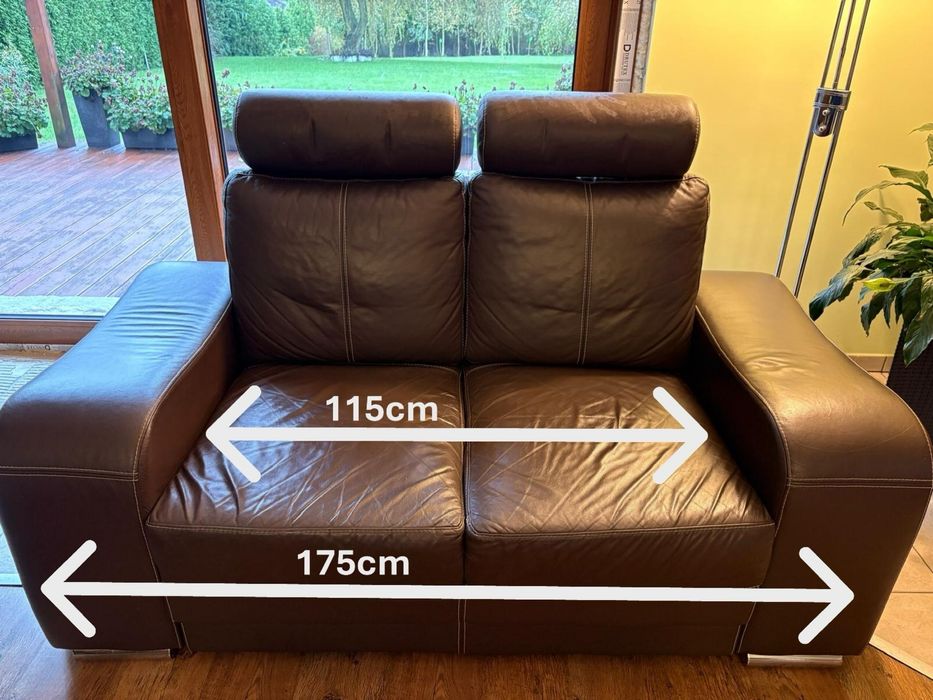 Skórzane kanapy: trójka z funkcją spania i dwójka