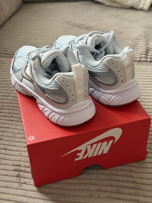Нові дитячі кросівки Nike V5 RNR lace 28.5р Оригінал