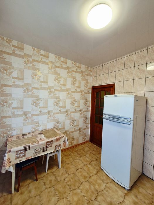 2 Кімнатна.В Центрі Біля Макдональдс