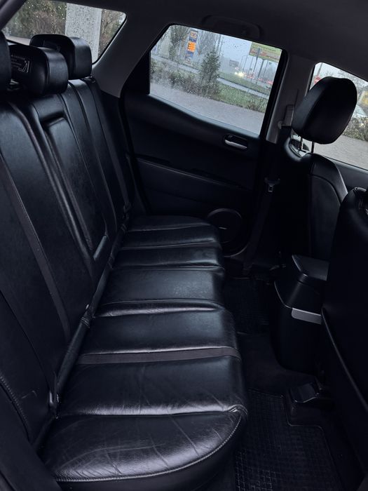 Продам Mazda CX-7