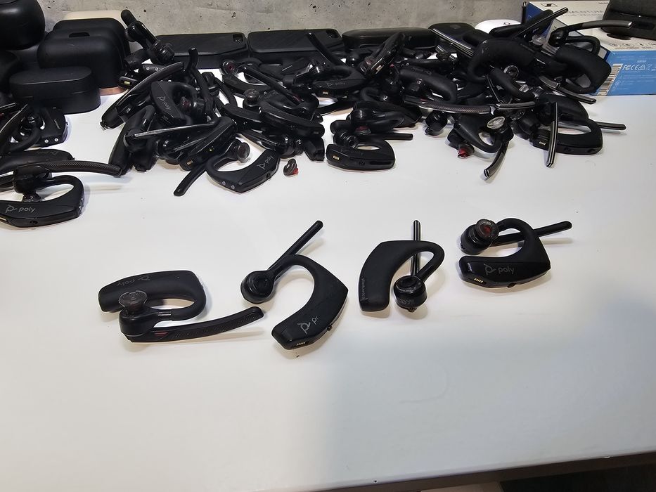 Гарнітури навушник Plantronics voyager legend 5200